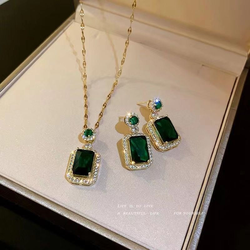 Fashion Jewelry Set: Necklace & Earrings– Live Only