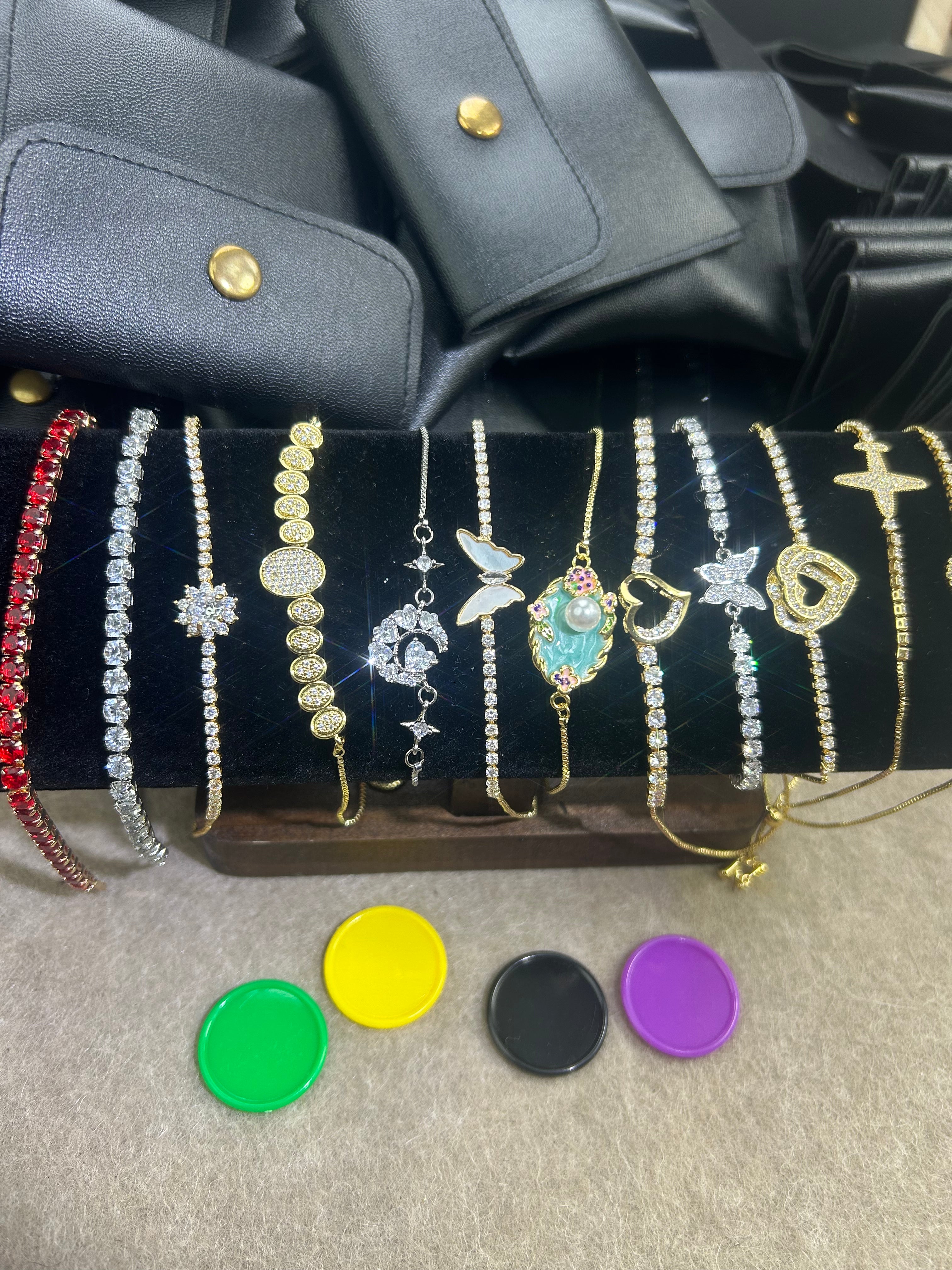 Mystery Bracelet Pairing -live only