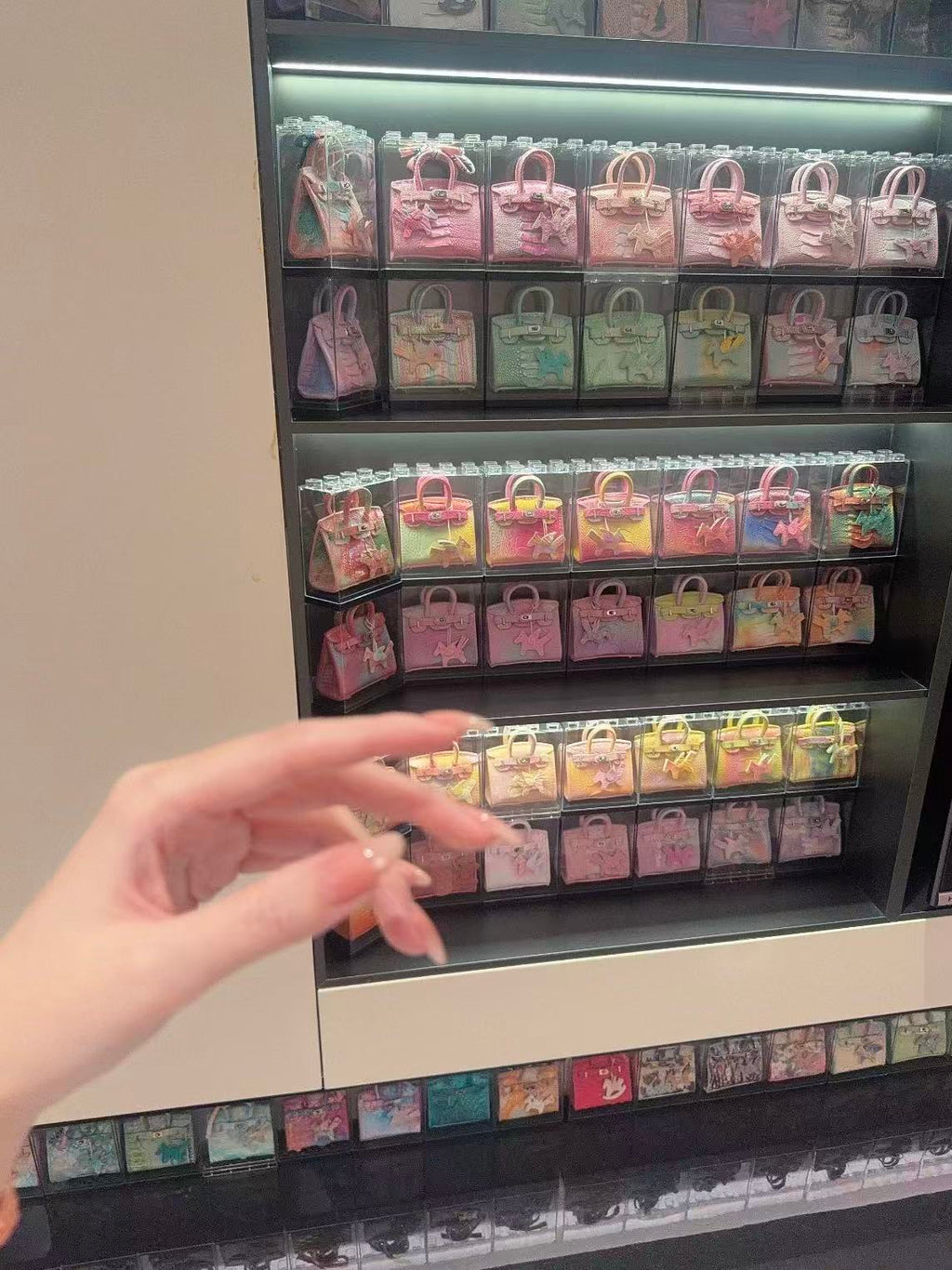 Lucky Mini Bags Blind Bags Matching Game– Live Only