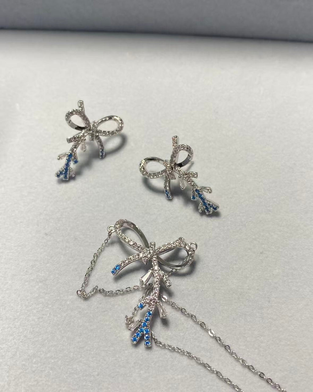 Fashion Jewelry Set: Necklace & Earrings– Live Only